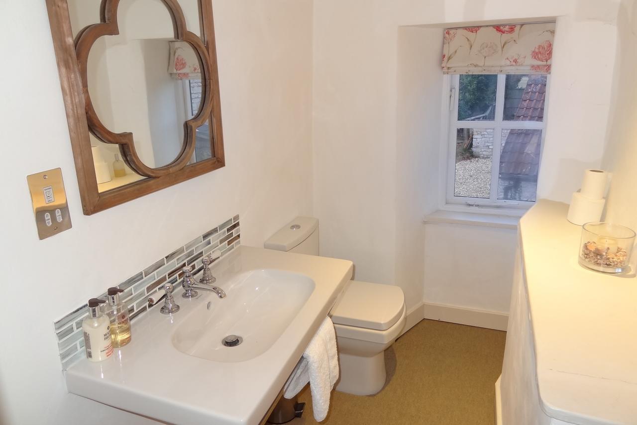 Bed and Breakfast Huxham Farmhouse à East Pennard Extérieur photo