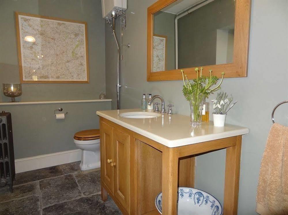 Bed and Breakfast Huxham Farmhouse à East Pennard Extérieur photo